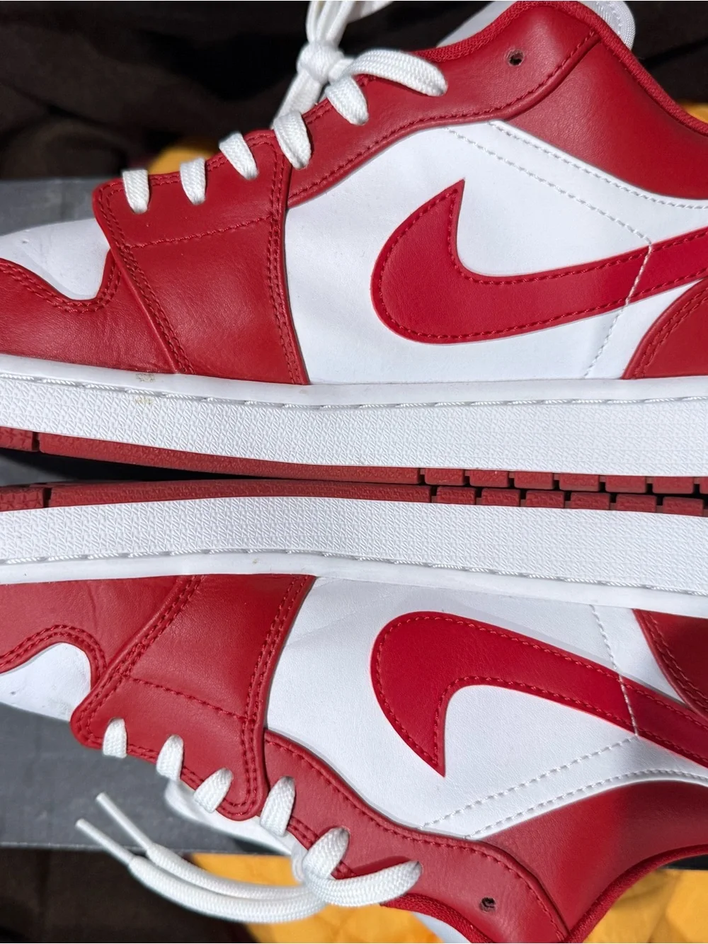Jordan Air Jordan 1 Low - Sail, Gym Red, University Gold
